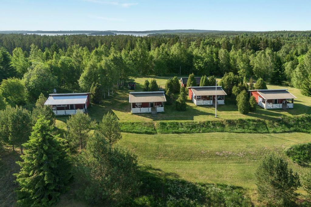 Alebro Stugby Hotel Norrhult ภายนอก รูปภาพ
